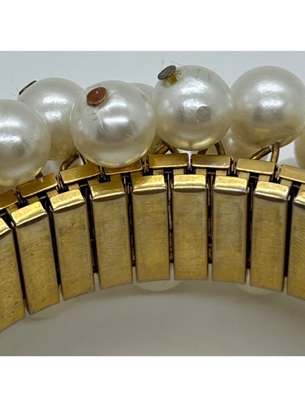 Vintage Faux Pearl Cha-Cha Stretch Bracelet With Gold-Toned Expansion Design - Picture 7 of 10